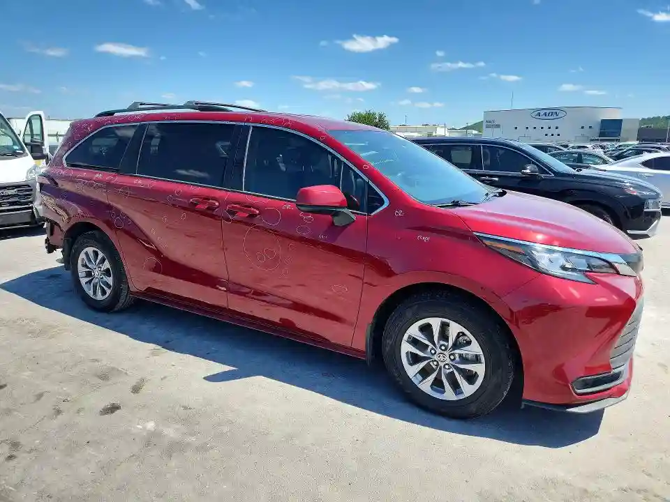 5TDKRKEC6NS121584 2022 TOYOTA SIENNA-3