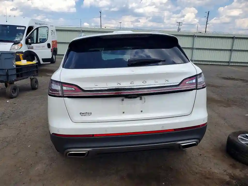 2LMPJ8J99PBL28839 2023 LINCOLN NAUTILUS-5