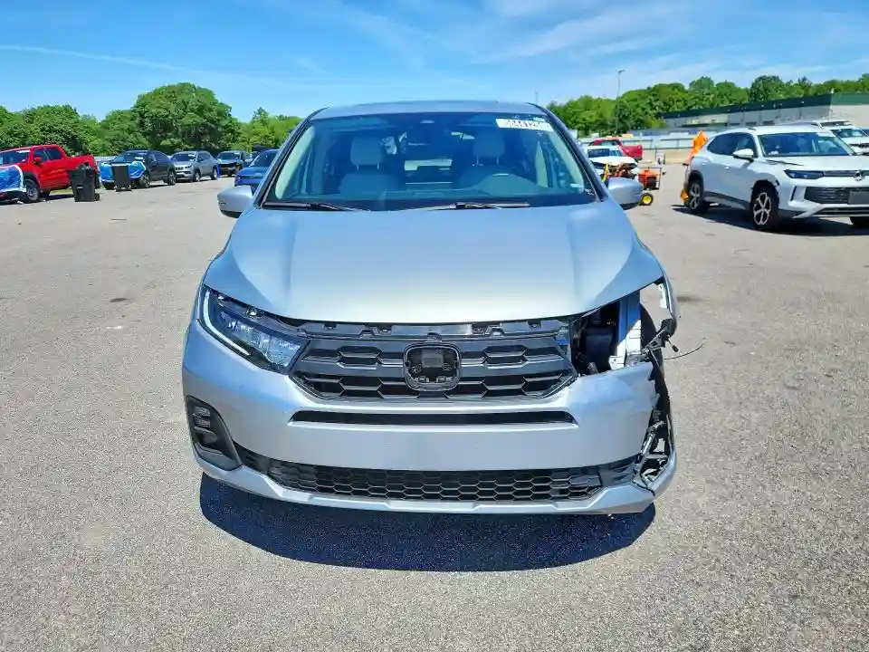 5FNRL6H69SB071048 2025 HONDA ODYSSEY-4