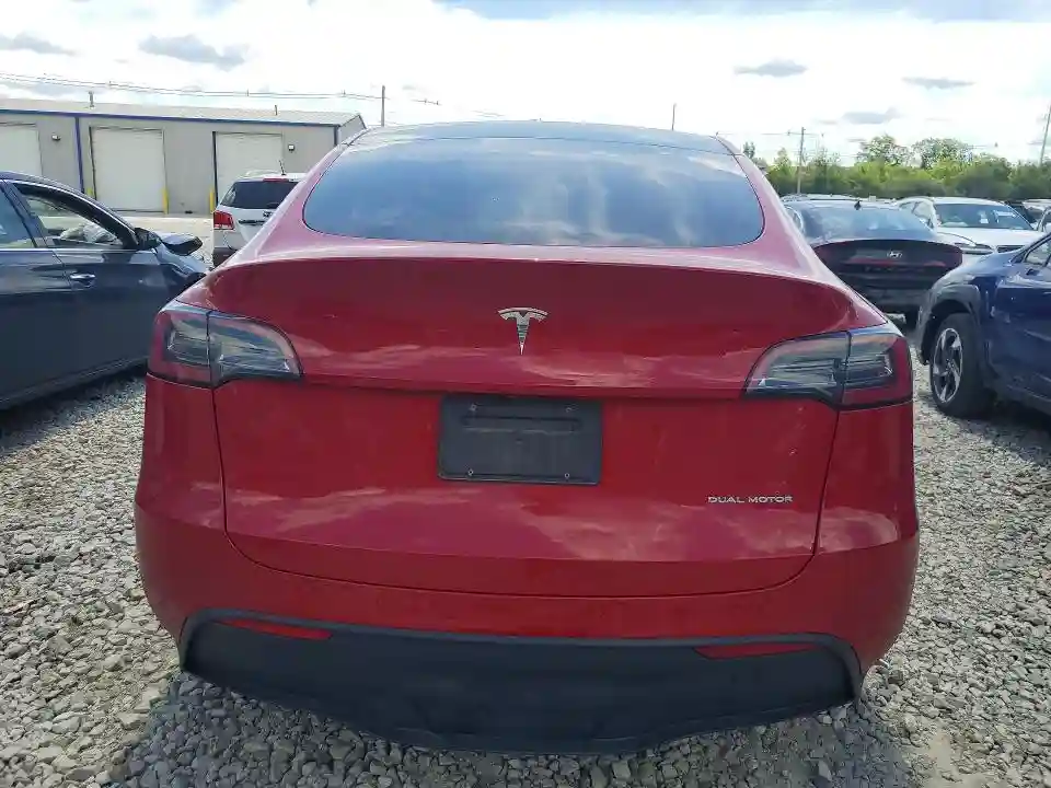 7SAYGDEE9PA211705 2023 TESLA MODEL Y-5