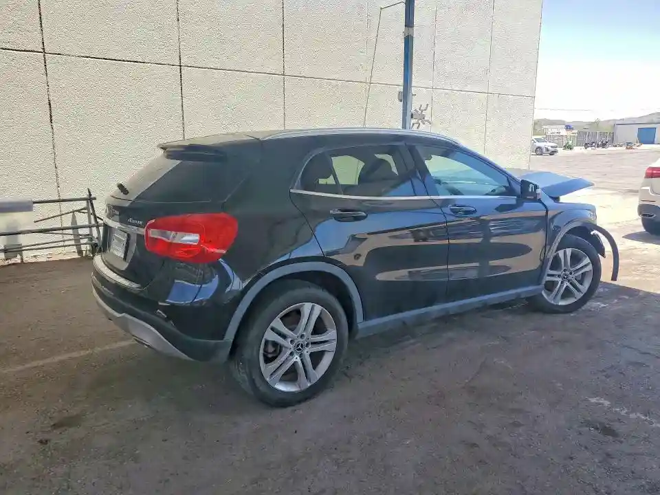 WDCTG4GB0KU010346 2019 MERCEDES-BENZ GLA-CLASS-2