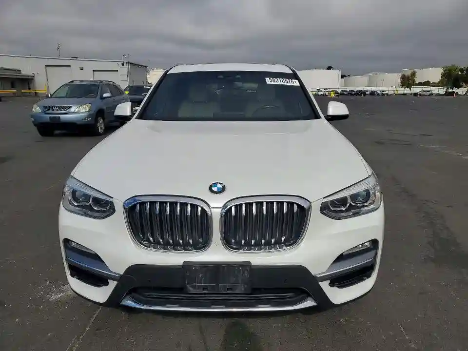 5UXTR9C56KLP95196 2019 BMW X3-4
