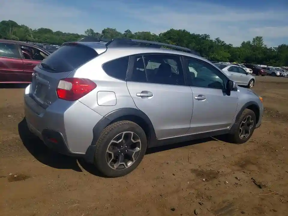 JF2GPAKCXE8233806 2014 SUBARU XV-2