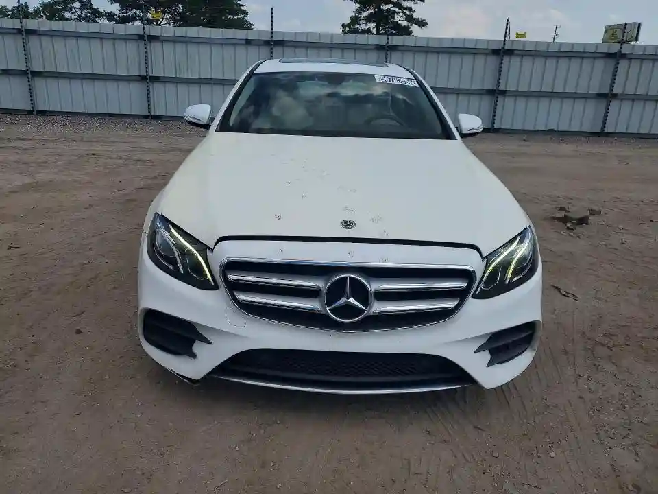 WDDZF4JBXJA390989 2018 MERCEDES-BENZ E-CLASS-4