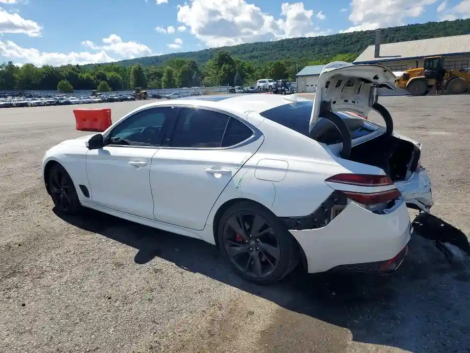 KMTG54TE9NU096565 2022 GENESIS G70-1