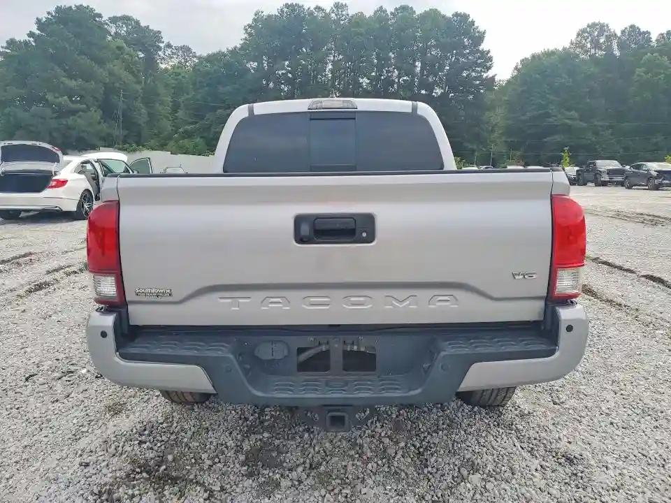 5TFCZ5AN2HX115583 2017 TOYOTA TACOMA TRD-5