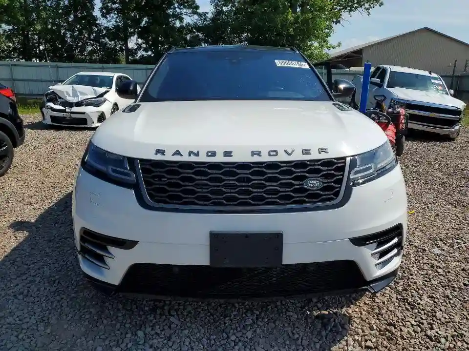 SALYL2RX5JA723806 2018 LAND ROVER RANGEROVER-4