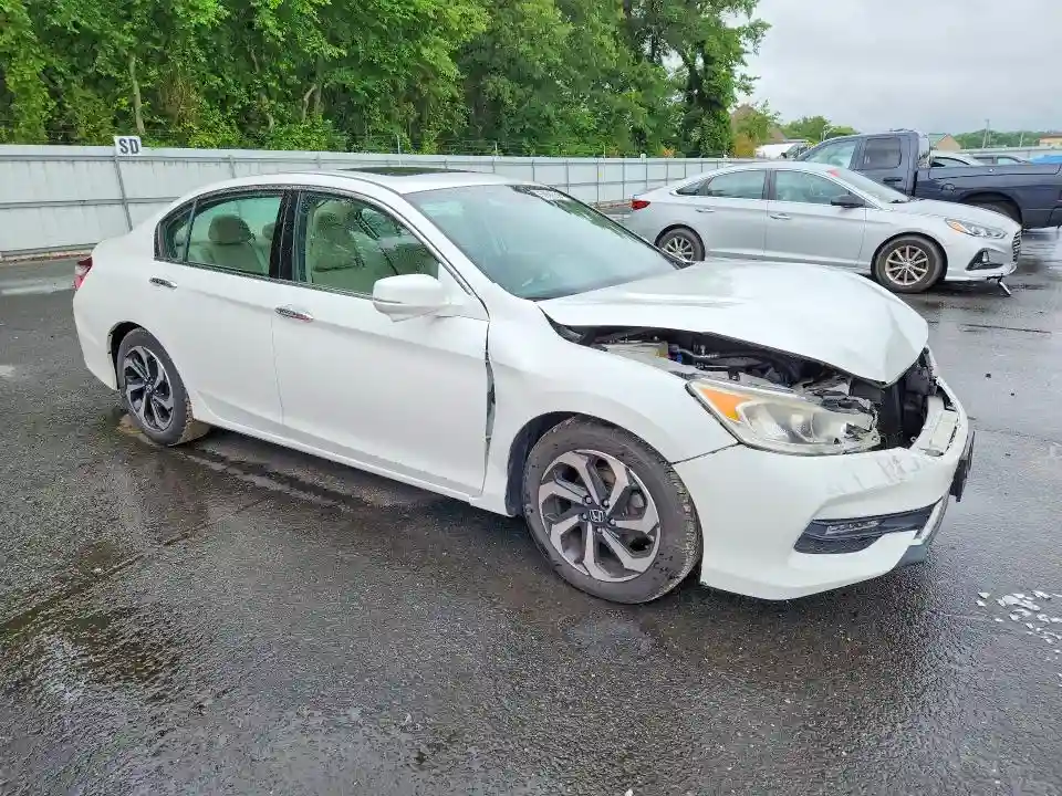 1HGCR3F82HA001630 2017 HONDA ACCORD-3