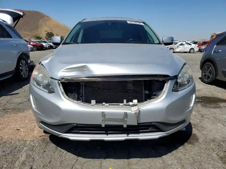 YV440MDKXG2820246 2016 VOLVO XC60-4