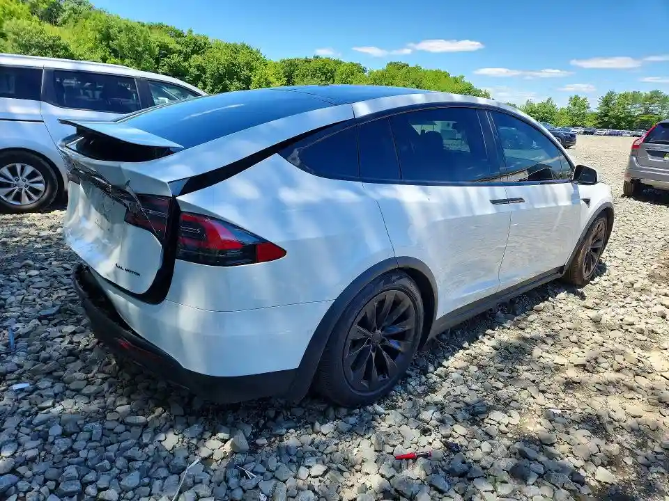 5YJXCDE22LF249767 2020 TESLA MODEL X-2
