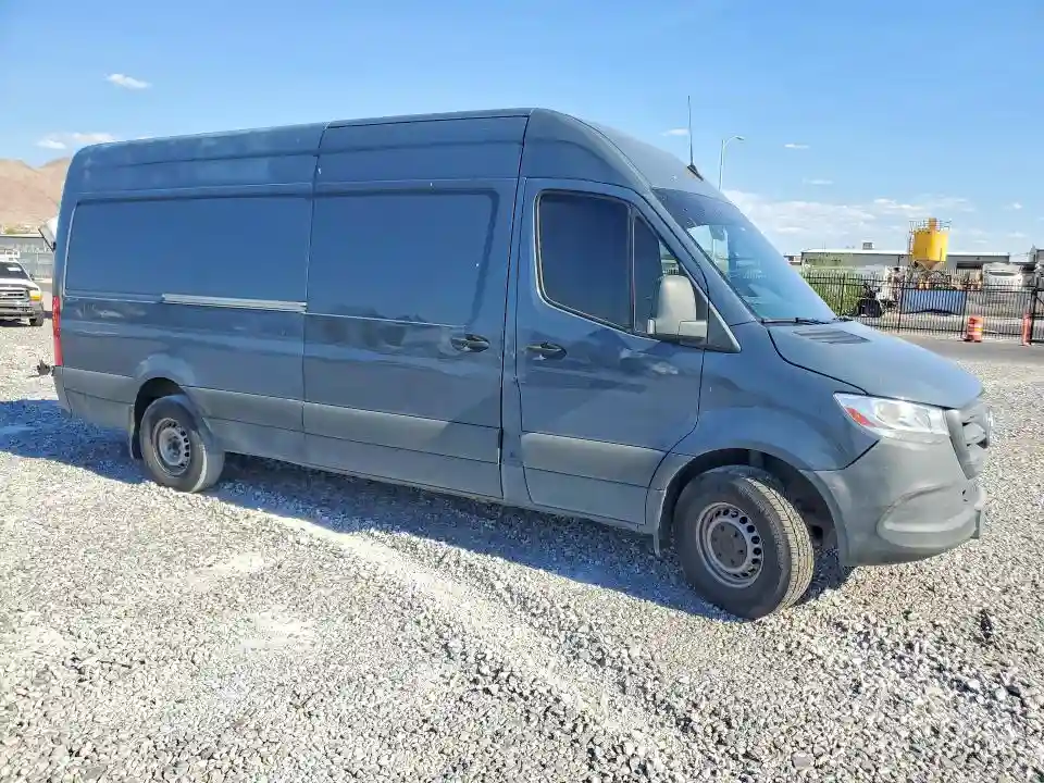 WD4PF1CD8KP109176 2019 MERCEDES-BENZ SPRINTER-3