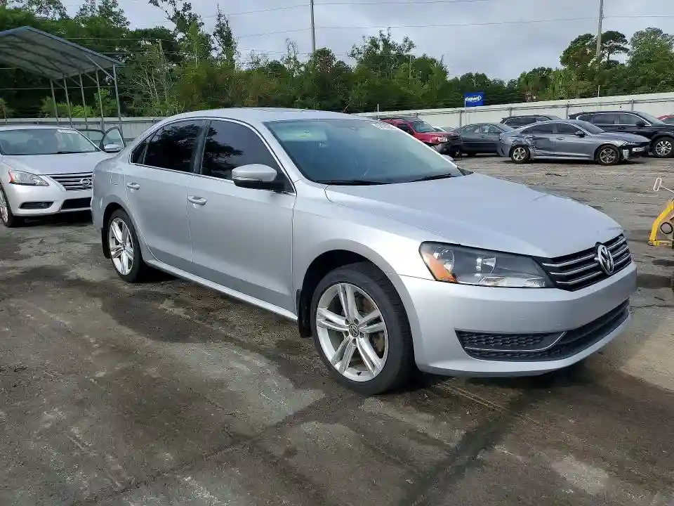 1VWBS7A3XEC041386 2014 VOLKSWAGEN PASSAT-3