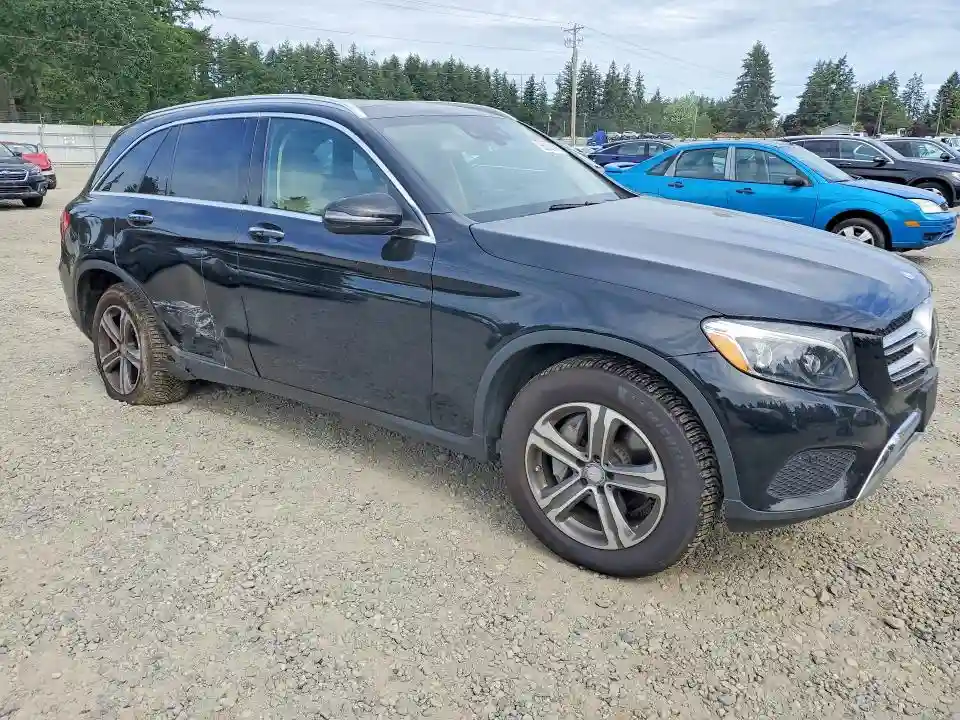 WDC0G4KB9HF176694 2017 MERCEDES-BENZ GLC-CLASS-3