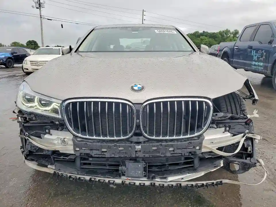 WBA7F2C52HG421878 2017 BMW 7 SERIES-4