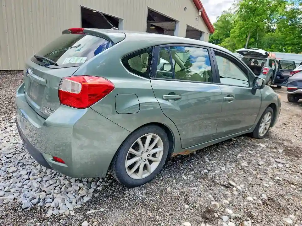 JF1GPAC62E9293764 2014 SUBARU IMPREZA-2