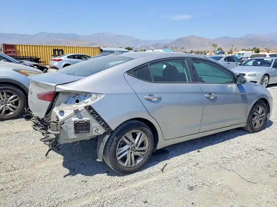 5NPD84LF1LH585955 2020 HYUNDAI ELANTRA-2