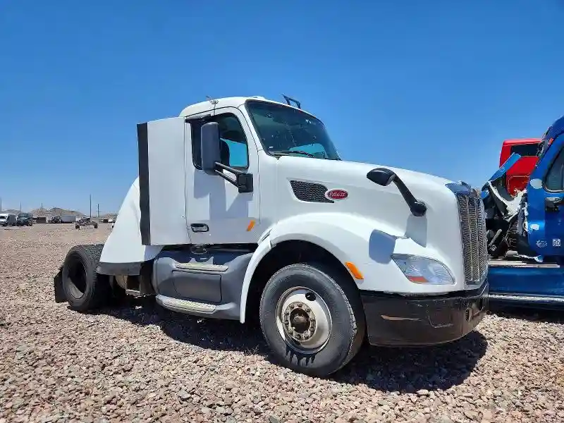 1XPBA48X7HD428410 2017 PETERBILT ALL OTHER-0