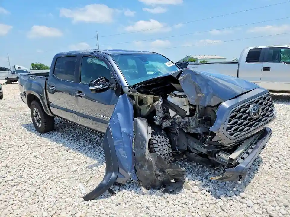 3TMCZ5AN1PM636668 2023 TOYOTA TACOMA-3