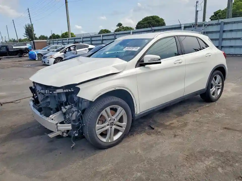 WDCTG4EB1JJ441877 2018 MERCEDES-BENZ GLA-CLASS-0