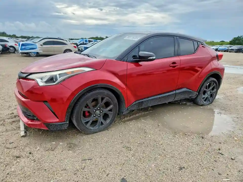 NMTKHMBX3JR015897 2018 TOYOTA C-HR-0
