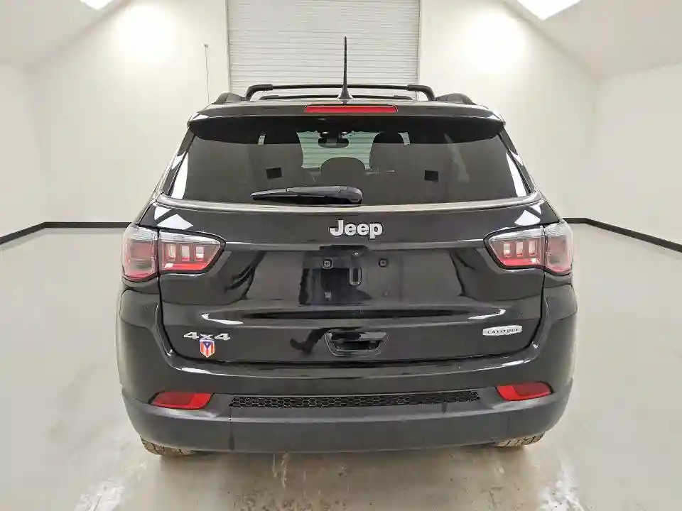 3C4NJDBN2PT501343 2023 JEEP COMPASS-5