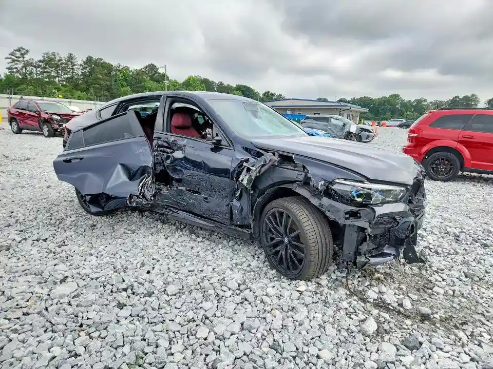 5UXCY6C00N9L56406 2022 BMW X6-3
