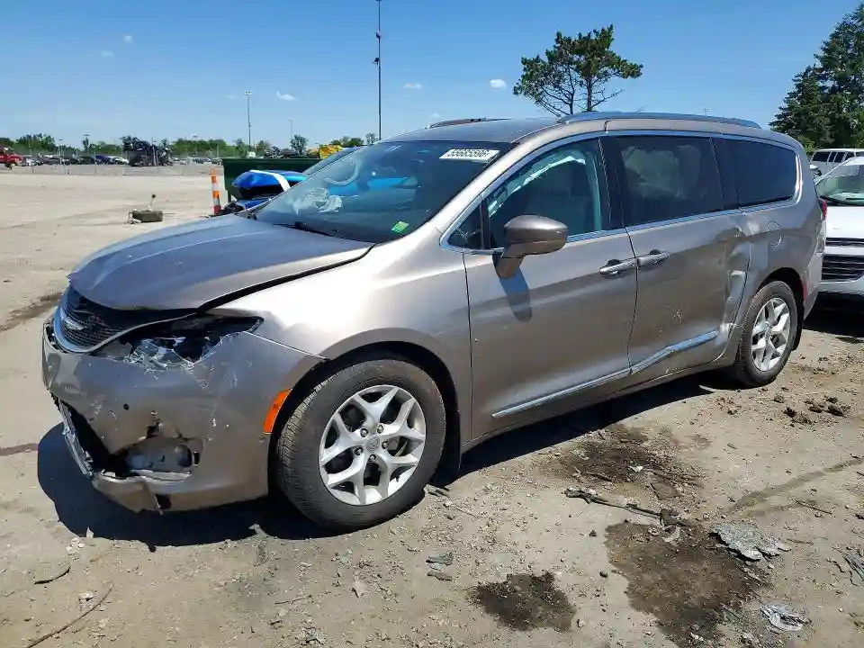 2C4RC1EG5HR695605 2017 CHRYSLER PACIFICA-0