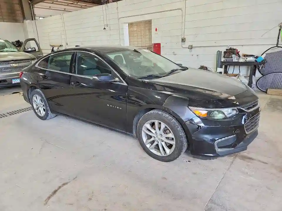 1G1ZD5ST0JF125619 2018 CHEVROLET MALIBU-3