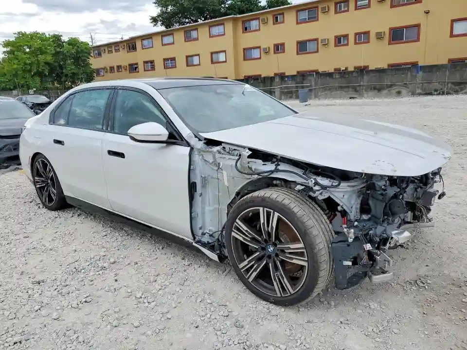 WBA23EH0XSCV31352 2025 BMW 7 SERIES-3