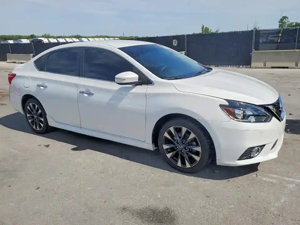 3N1AB7AP5JY269995 2018 NISSAN SENTRA-3