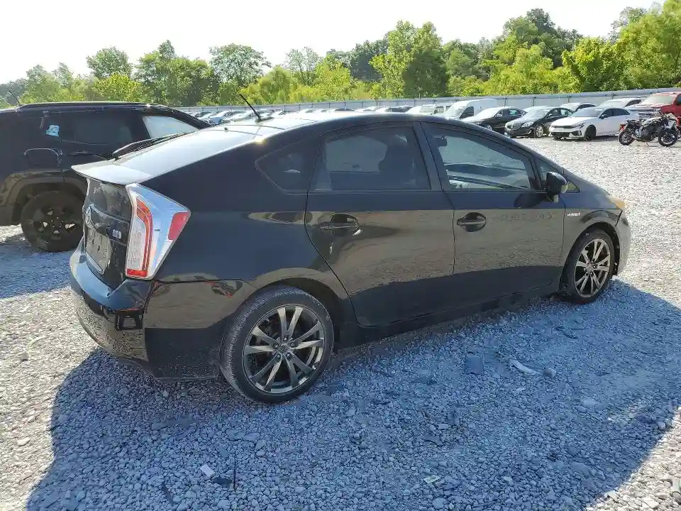 JTDKN3DU7E1775423 2014 TOYOTA PRIUS-2
