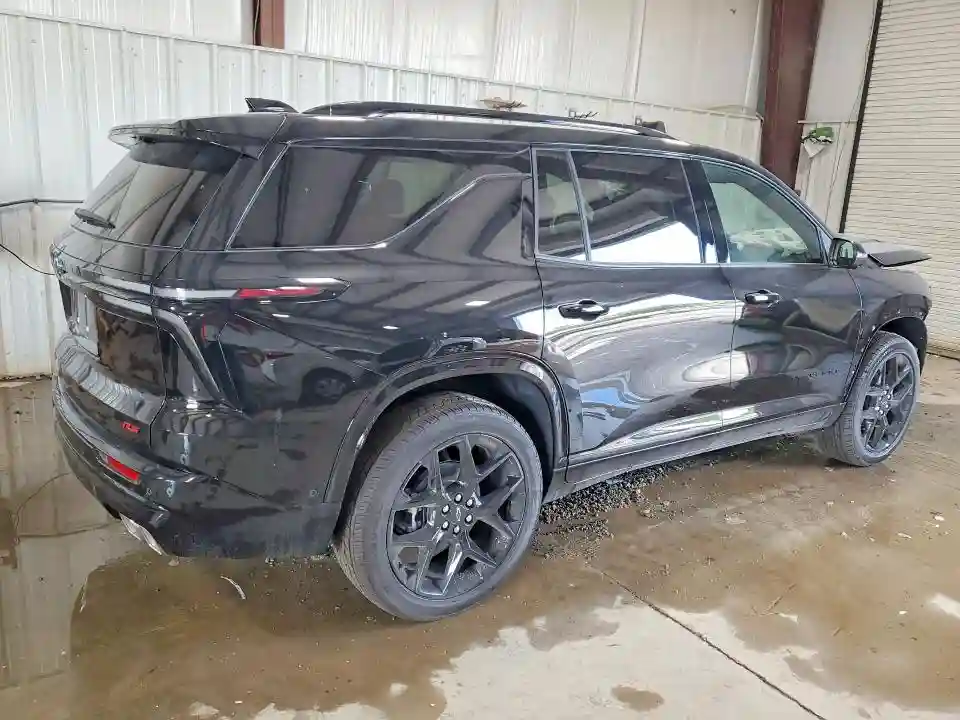 1GNEVLKS7TJ335625 2026 CHEVROLET TRAVERSE-2