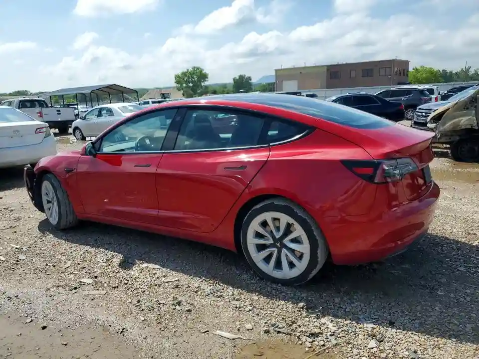 5YJ3E1EA6NF143890 2022 TESLA MODEL 3-1