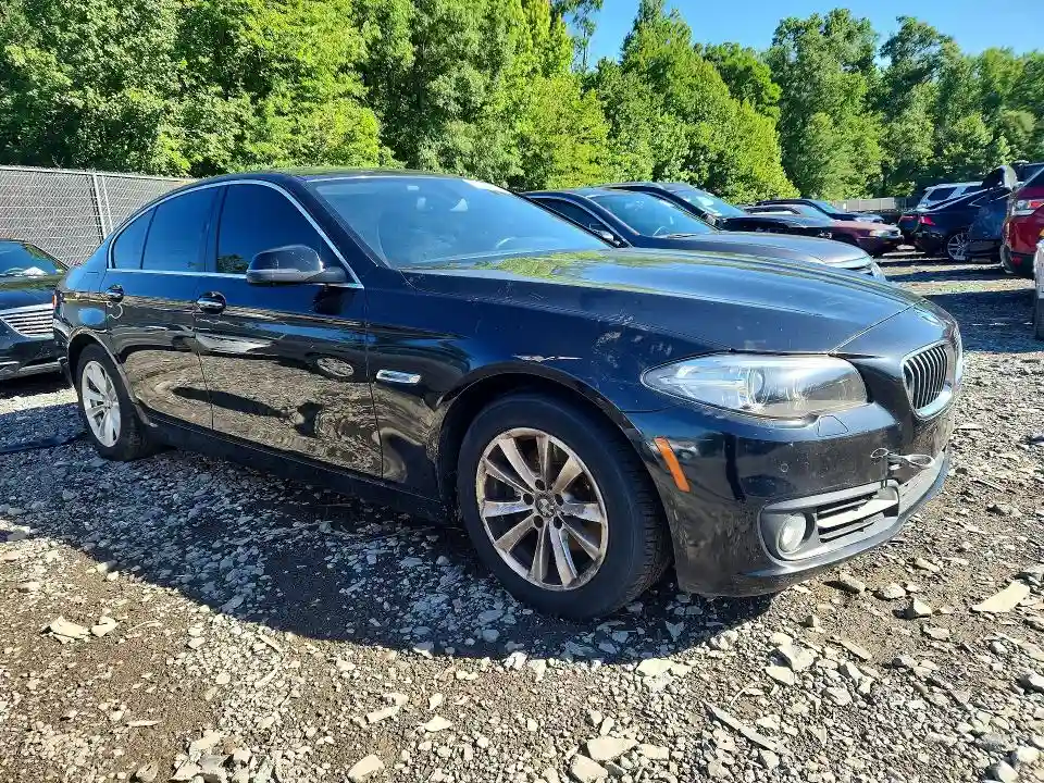 WBA5A7C51FD628148 2015 BMW 5 SERIES-3