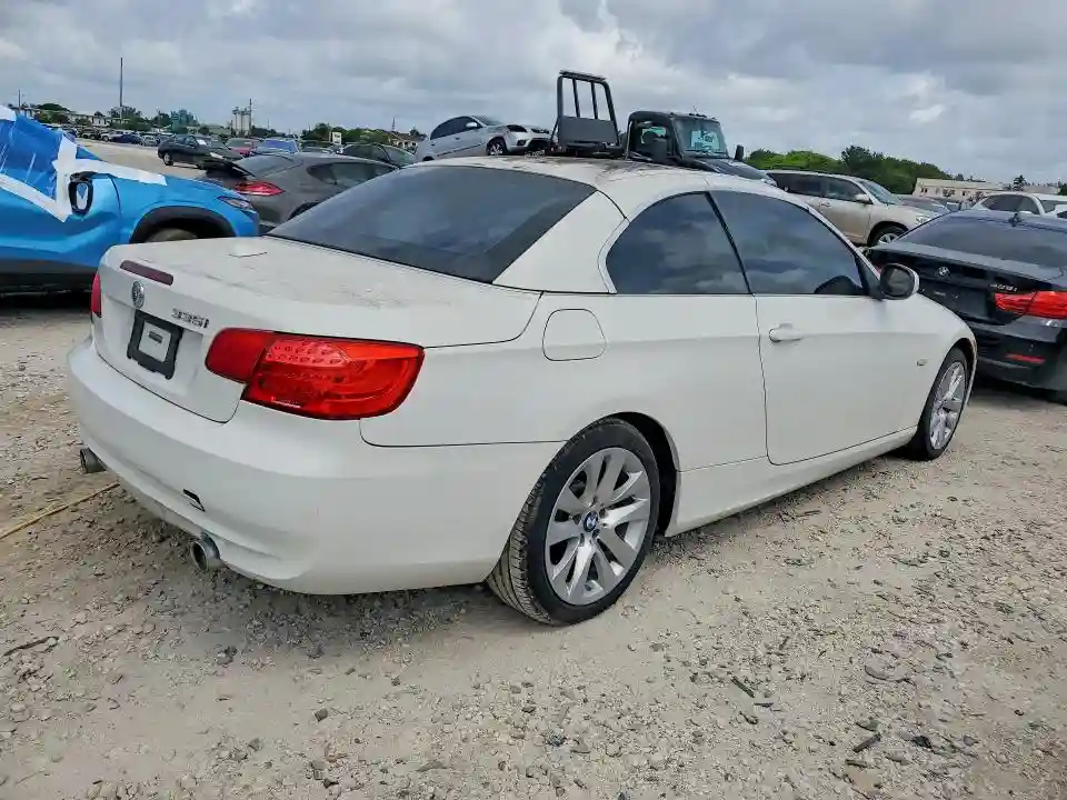 WBADX7C50BE261001 2011 BMW 3 SERIES-2