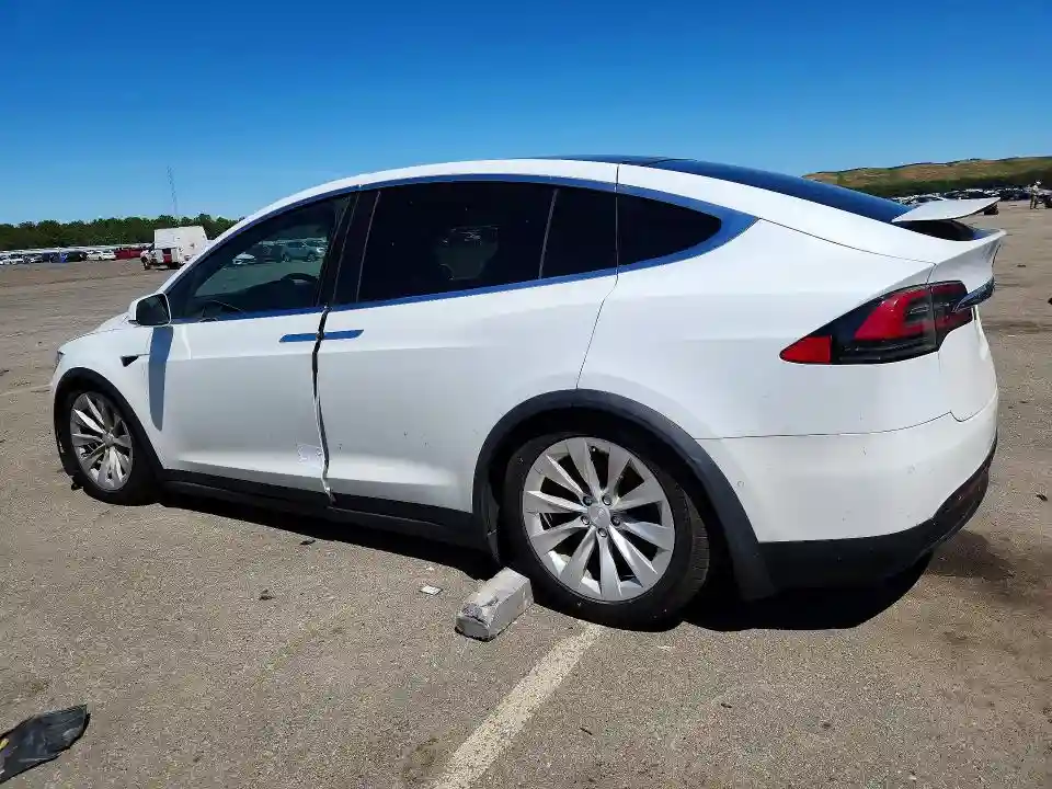 5YJXCDE23LF300791 2020 TESLA MODEL X-1