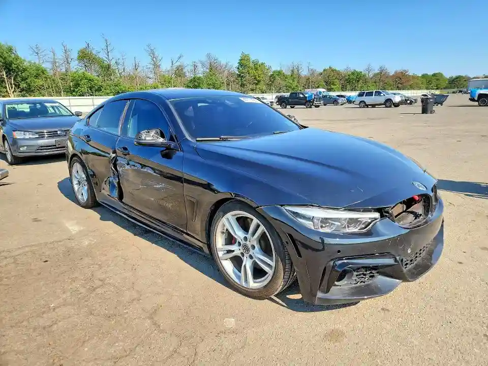 WBA4J3C56JBG97008 2018 BMW 4 SERIES-3