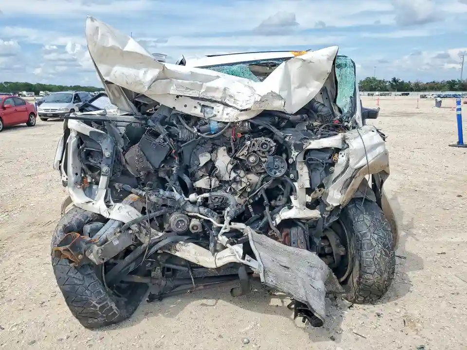 1FT7W2BTXEEA47031 2014 FORD F250-4
