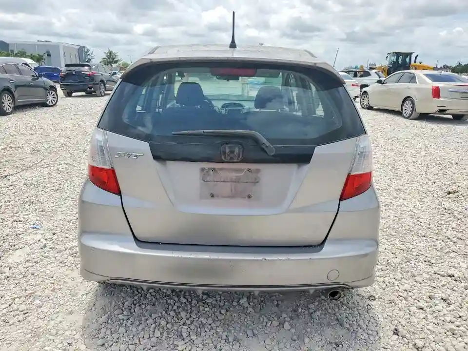 JHMGE8H69AS018914 2010 HONDA FIT-5