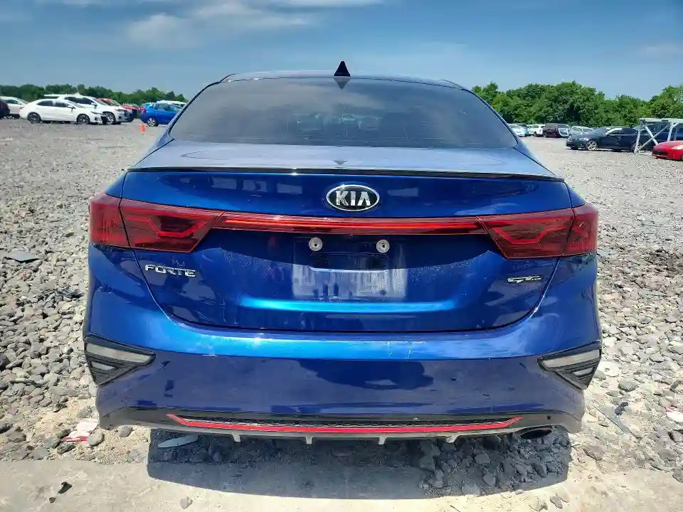3KPF34AD4ME280643 2021 KIA FORTE-5