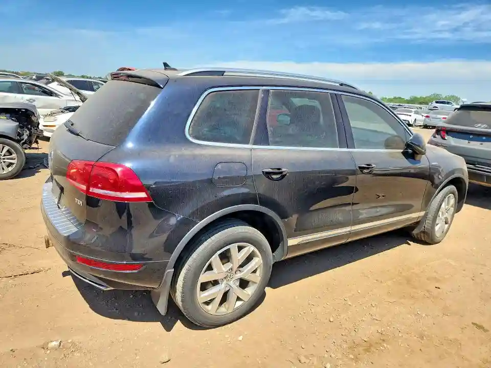 WVGEP9BP4ED011787 2014 VOLKSWAGEN TOUAREG-2