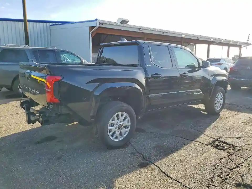 3TMLB5JN9SM181646 2025 TOYOTA TACOMA-2