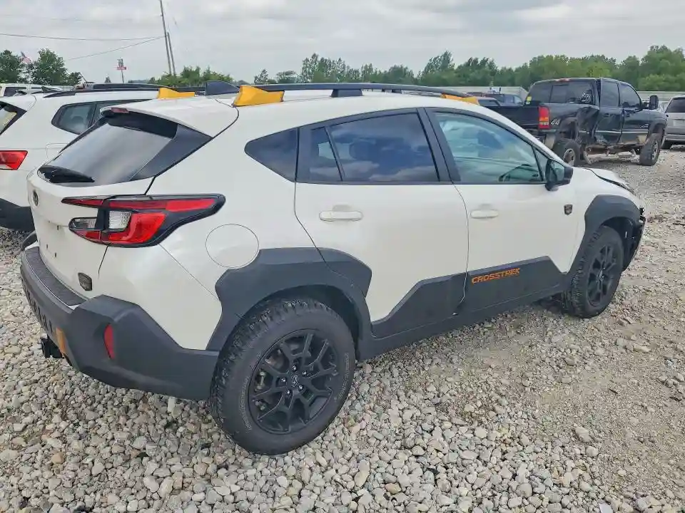 4S4GUHU68R3781700 2024 SUBARU CROSSTREK-2