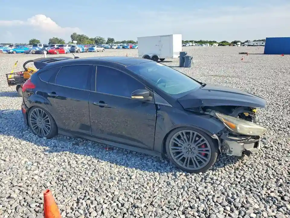 1FADP3L91FL338982 2015 FORD FOCUS-3