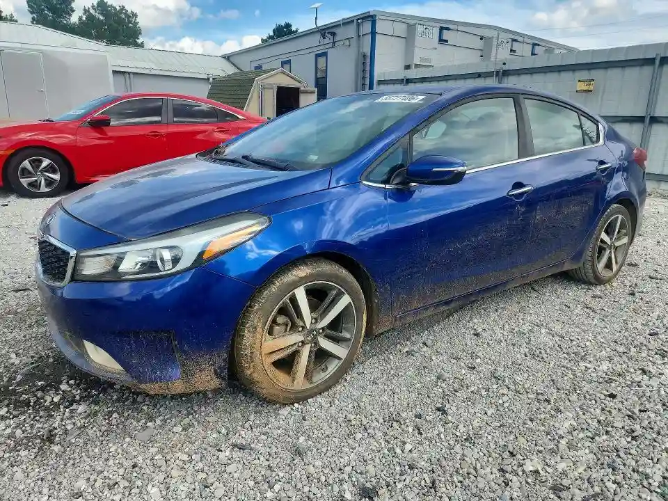 3KPFL4A81JE208653 2018 KIA FORTE-0