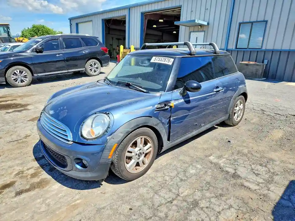 WMWSU3C59BT096957 2011 MINI COOPER-0