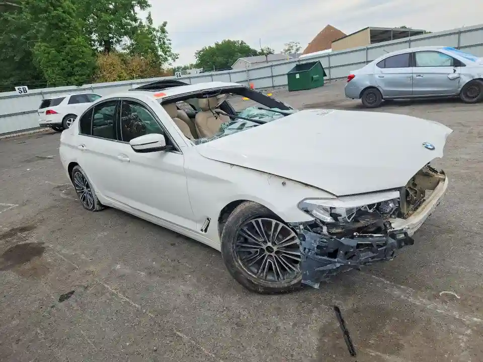 WBAJA7C58KWC77576 2019 BMW 5 SERIES-3