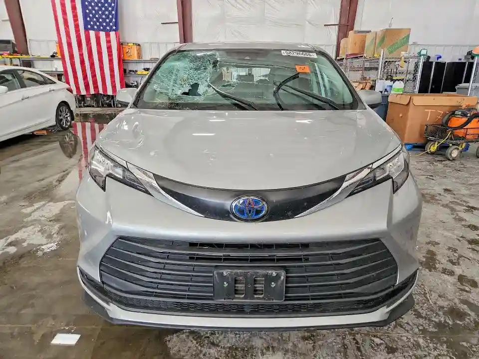 5TDKSKFC6NS069389 2022 TOYOTA SIENNA-4
