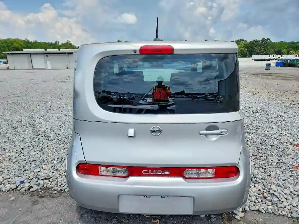 JN8AZ2KR5AT165614 2010 NISSAN CUBE 1.8-5
