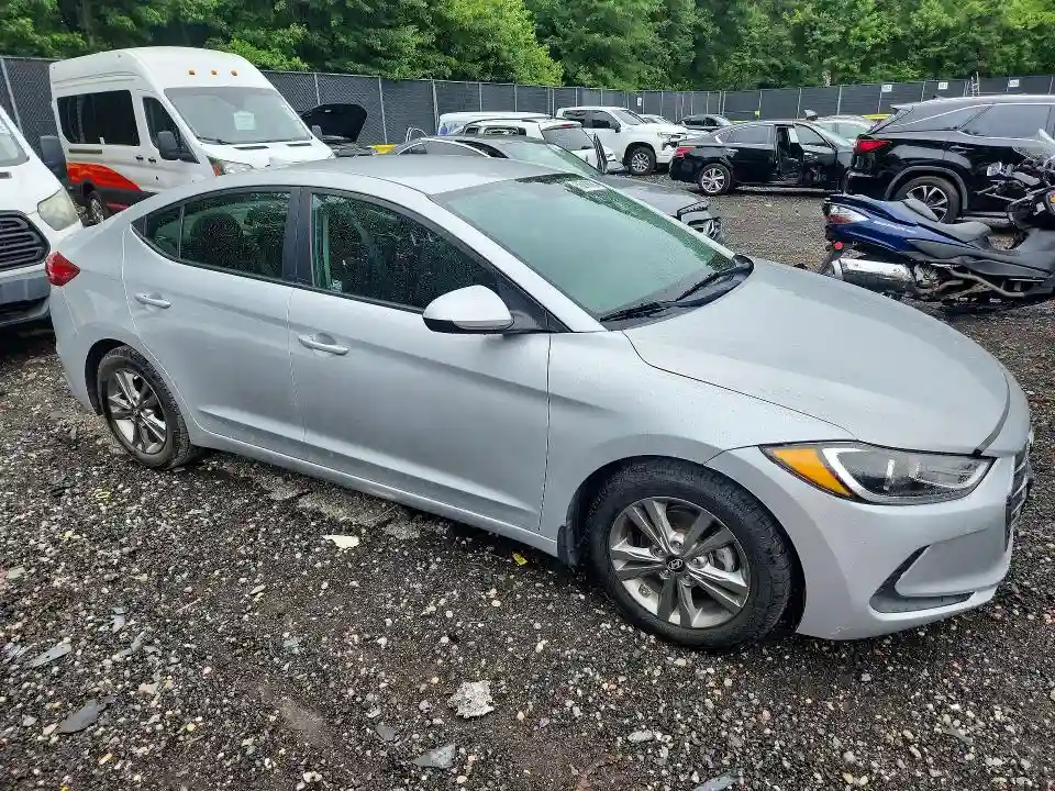 KMHD84LF1JU466060 2018 HYUNDAI ELANTRA-3